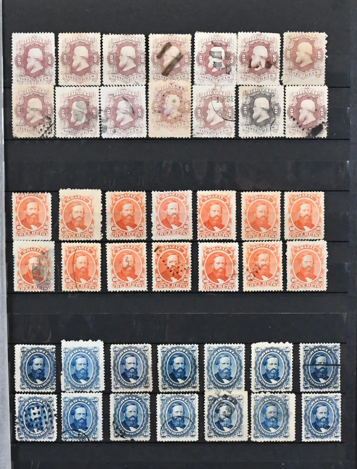 Brazílie, 1866, specializovaný soubor zubaté emise "Dom Pedro" ex Mi.-Nr. 23-29 v často dobrém stavu na albumových listech, včetně několika nepoužitých hodnot, barevných variant a zajímavých razítek, mimo jiné č. 28 per 37 (včetně jednoho nepoužitého exempláře) a č. 29 per 16 (jeden nepoužitý), celkem 14 kompletních sérií. Mi. 1800,-