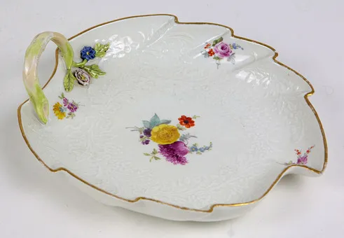 COUPE FEUILLE MEISSEN GOTZKOWSKY VERS 1760/65.