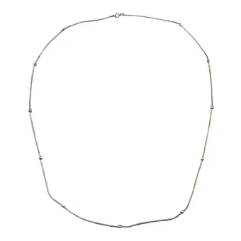 Collier en argent 925 avec boules intégrées.