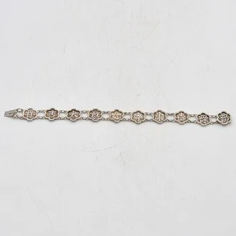 Link bracelet with Chinese auspicious words, sterling silver setting, floral shape, by "C.M.", mid-20th c.