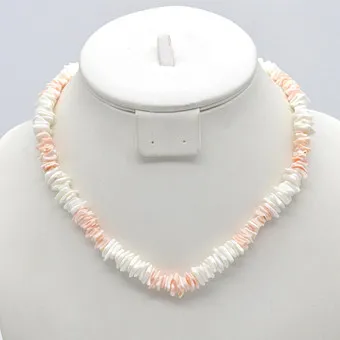 Puka schelpenketting, roze-wit, schroefsluiting, 20e eeuw.