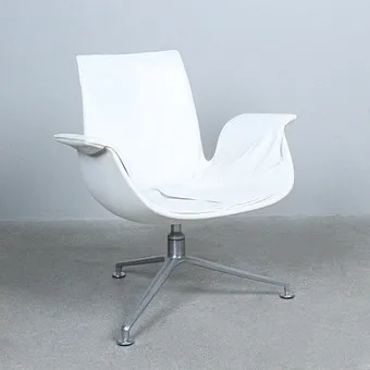 JØRGEN KASTHOLM & PREBEN FABRICIUS. Walter Knoll, křeslo / lounge chair, model '6727 Tulip', hliník, kůže, Německo, 50. léta.