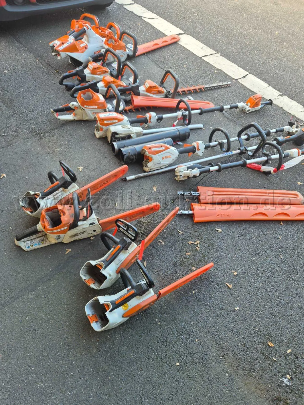 14 débroussailleuses, taille-haies et tronçonneuses sur batterie comme donneuses de pièces