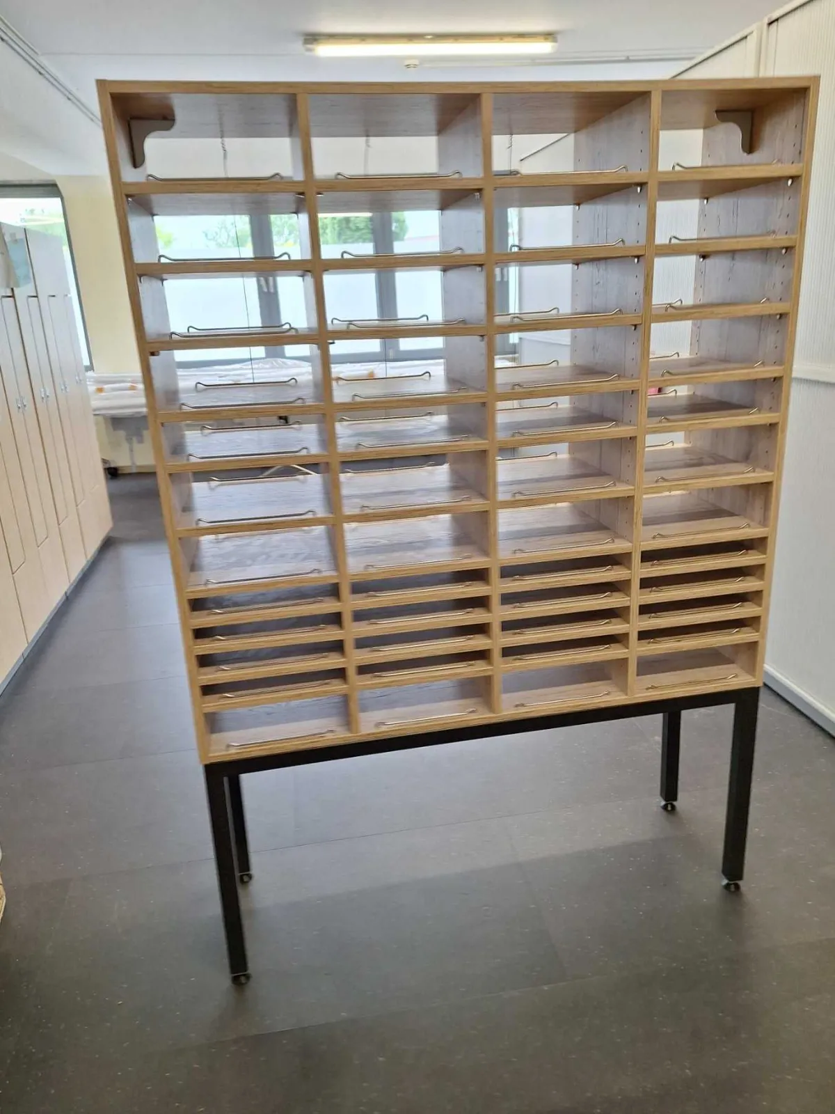 3 armoires de distribution courrier/documents - occasion, fabricant inconnu