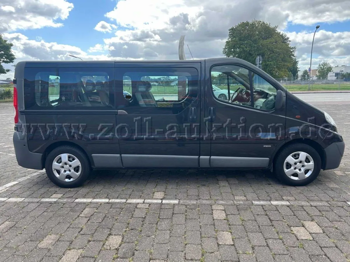 1 Opel Vivaro A bestelwagen (96.300 km)