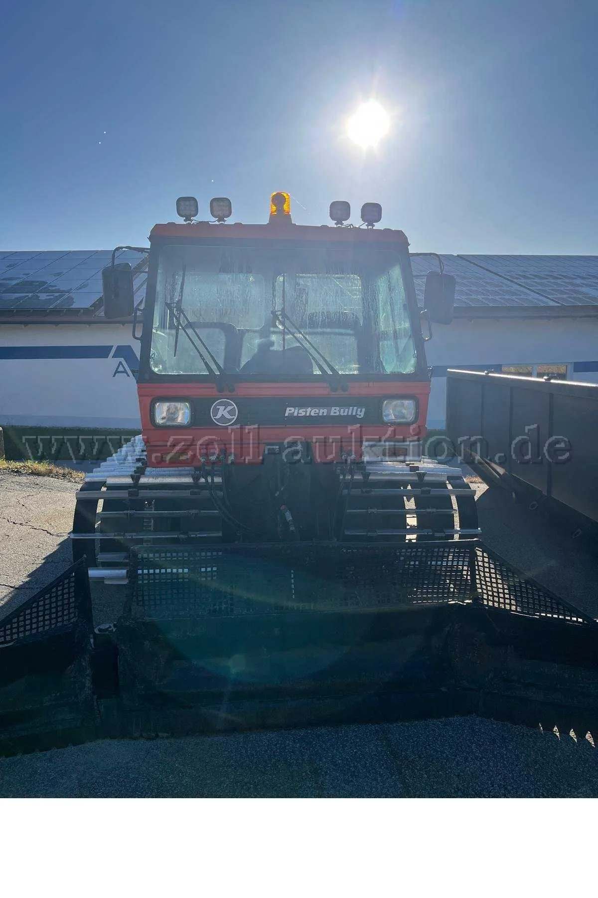1 Kässbohrer PistenBully 130 D