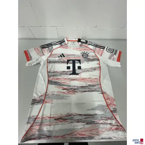 Футболка FC Bayern München размер XL