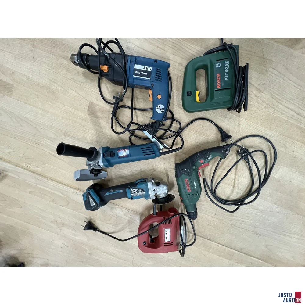 Lot d'outils de différentes marques