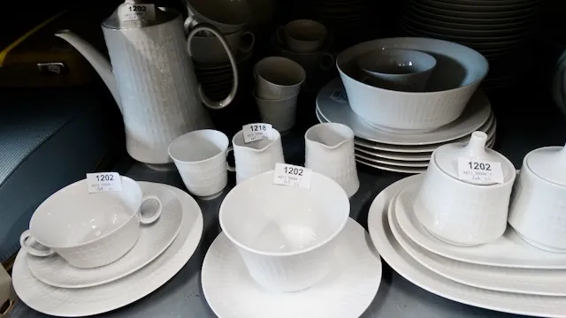 1 zbytek servisu "Hutschenreuther"