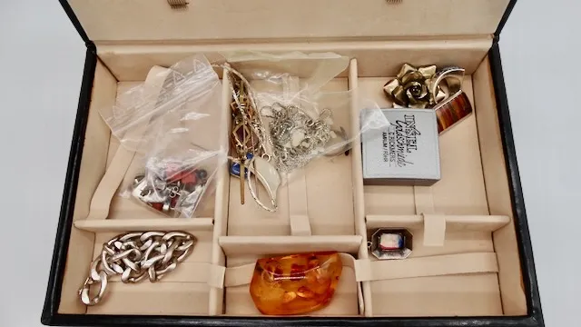 1 Lot Silberschmuck u.a.