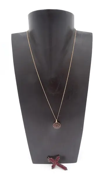 1 Kette 333er GG mit Granat Anhänger + 1 Granat Kreuzanhänger