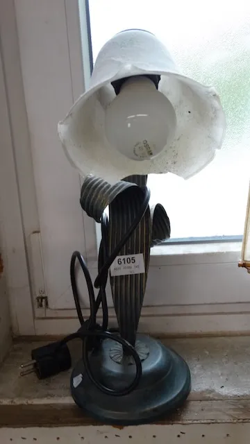 1 lampa stołowa