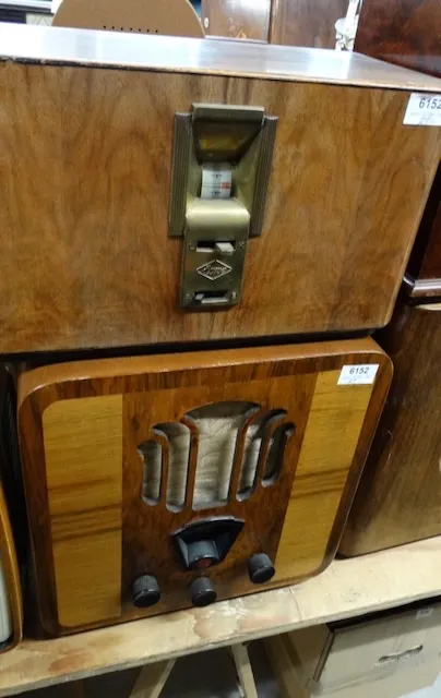 2 alte Radios