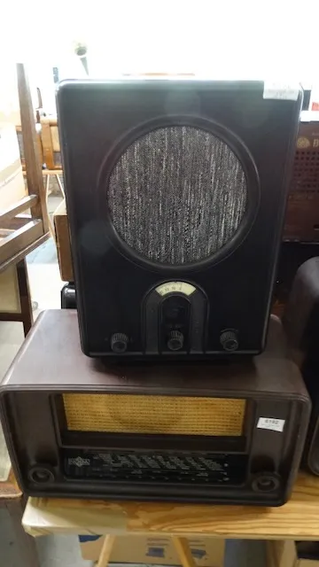 2 old radios