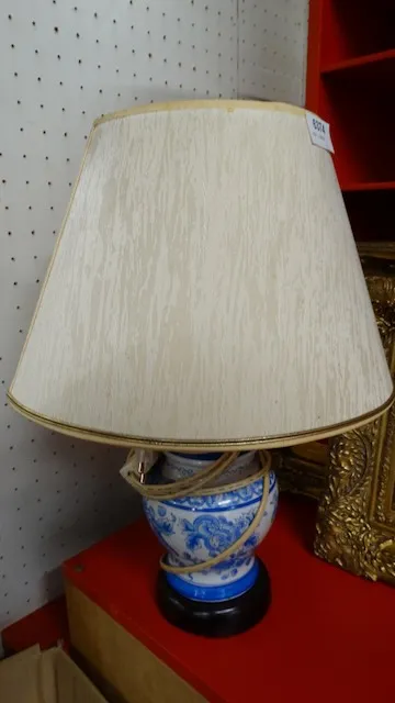 1 Tischlampe