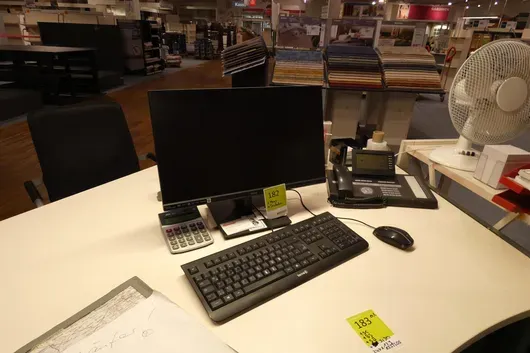 Ensemble technique (écran, clavier, souris)
