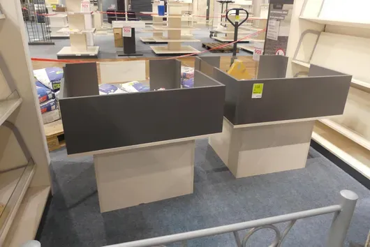 2x wooden sorting table