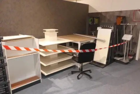Lot of display stands and miscellaneous