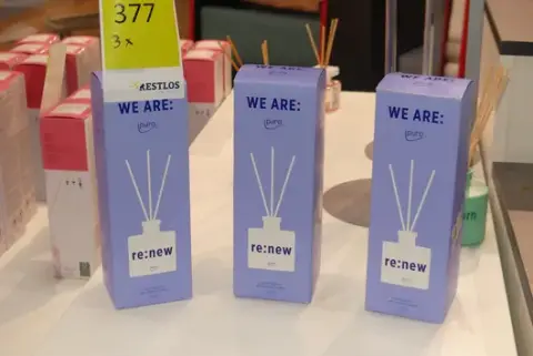 3x ipuro - Room fragrance "re:new" with upcycled jasmine, with reed sticks