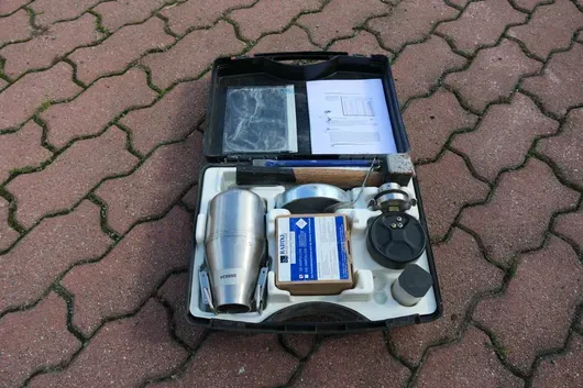 Radtke Messtechnik - CM-vochtmeter (calciumcarbidemethode) in koffer