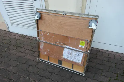 Geräte-Tisch, inkl. Gebrauchsanleitung