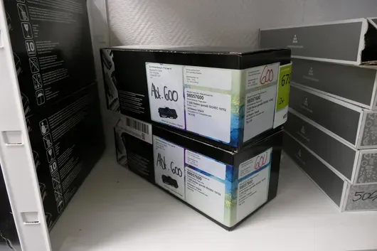 Lot of rebuilt toner kits 98057600