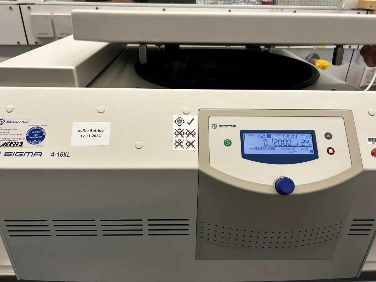 Refrigerated centrifuge Sigma 4-16 KRL