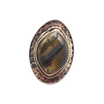BAGUE EN ARGENT STERLING AVEC LABRADORITE.
