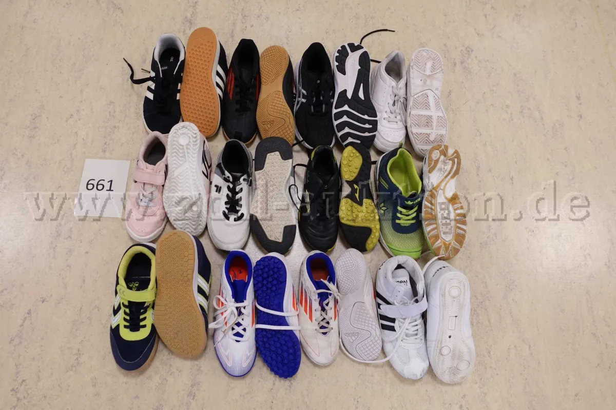 12 x chaussures de sport, occasion, unisexe, marques diverses, taille 36-38,5