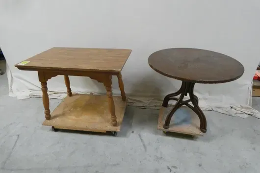 2x odkládací stolek, bez kolečkových desek