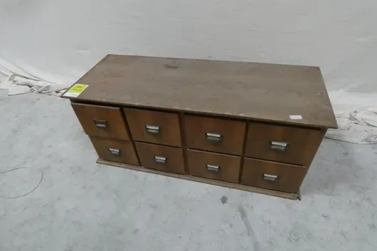 Dresser, without roller board