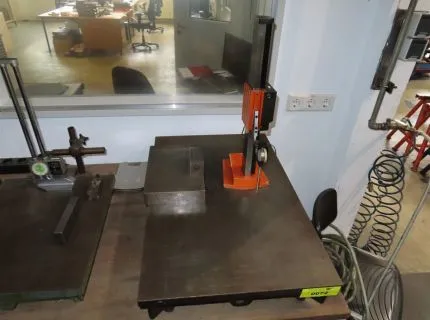 1 marking plate approx. 500 x 800 mm, 1 x digital height gauge, brand: TESA