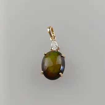 Přívěsek opál-diamant - žluté zlato 585/000 (14 K), přírodní černý opál oválný brus 2,68 ct