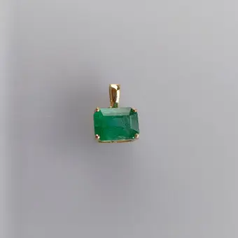 Smaragdanhänger mit Diamanten - Gelbgold 585/000, Smaragd im Smaragdschliff von 1,5 ct.