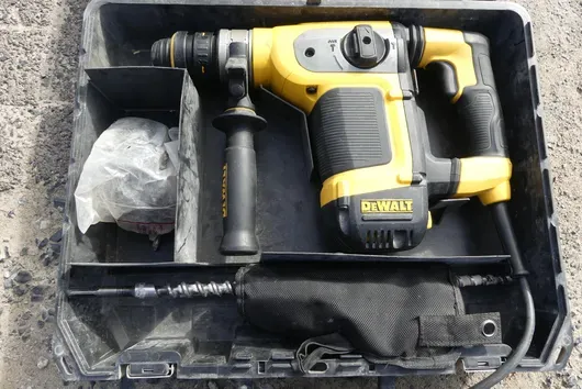 Marteau combiné DeWalt