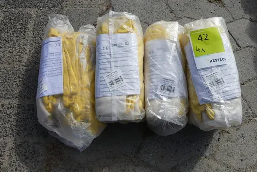 4 paquets de gants