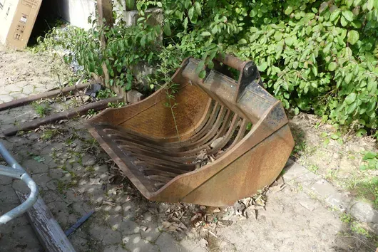 Gitterllöffel / Sieblöffel