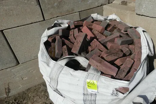Big Bag avec pavés ou briques de clinker