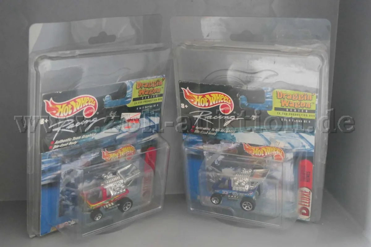 2 Hot Wheels Modelle Draggin Wagon Kellog´s und Oakwood Homes, 1:64