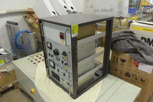 Balzers - Rack de commande pour installation de dépôt (contrôle d'évaporation, commande de pompes, alimentation)