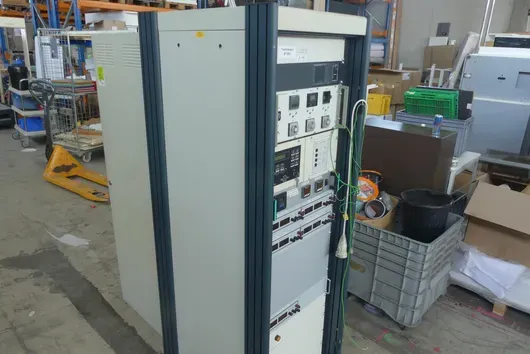 Control cabinet for vacuum transfer system