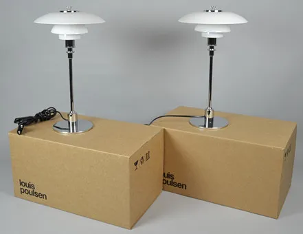 POUL HENNINGSEN. 2 x lampes de table PH 2/1.