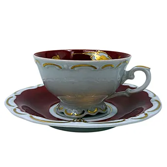 MALARSTWO PORCELANY KRÜGER. FILIŻANKA KOLEKCJONERSKA Z SPODKIEM - LATA 1930-1950.