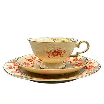 JAEGER & CO. Z MARKTREDWITZ. SERWIS PORCELANOWY TRZYCZĘŚCIOWY - LATA 1950-1970.