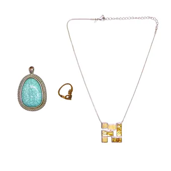 HALSKETTE VON AVON MIT ANHÄNGER, SEPARATER ANHÄNGER UND RING, 3 TEILE.