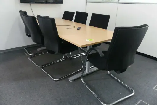Einrichtung Besprechungszimmer