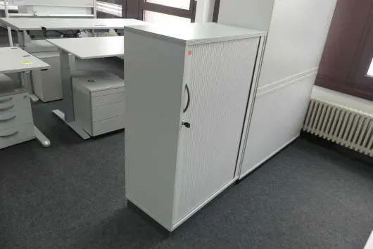 1x Sideboard