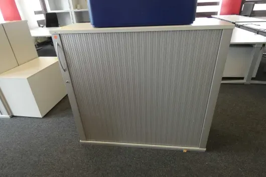 1x Sideboard