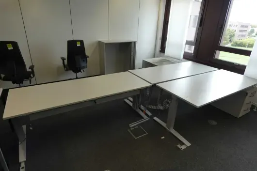 3x bureau à hauteur réglable électrique
