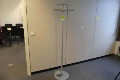 1 coat rack